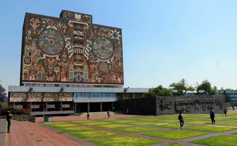La Universidad Nacional Autónoma de México (UNAM)